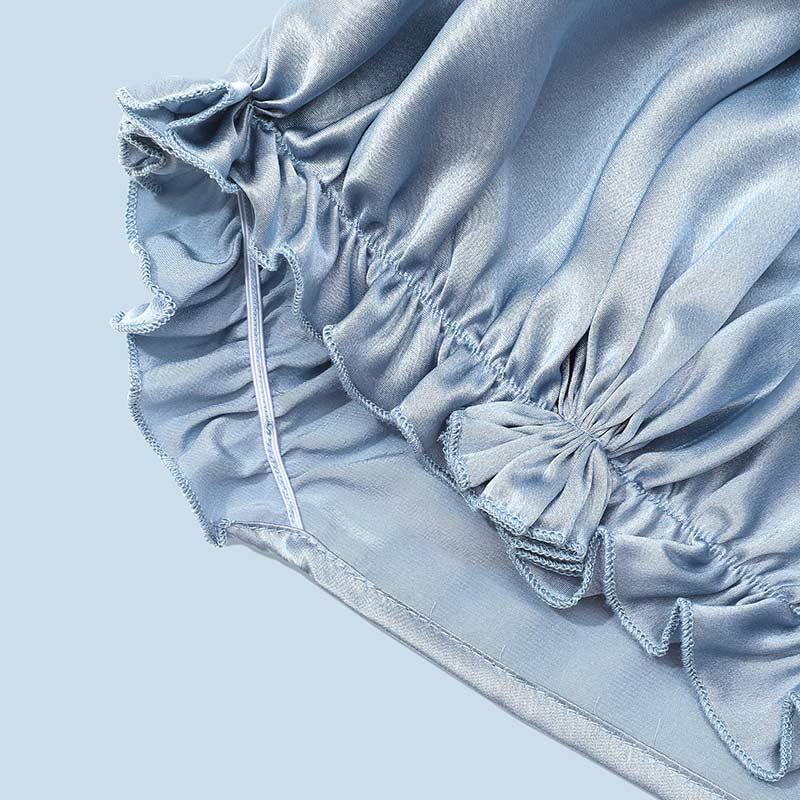 Bonnet en soie pure ajustable